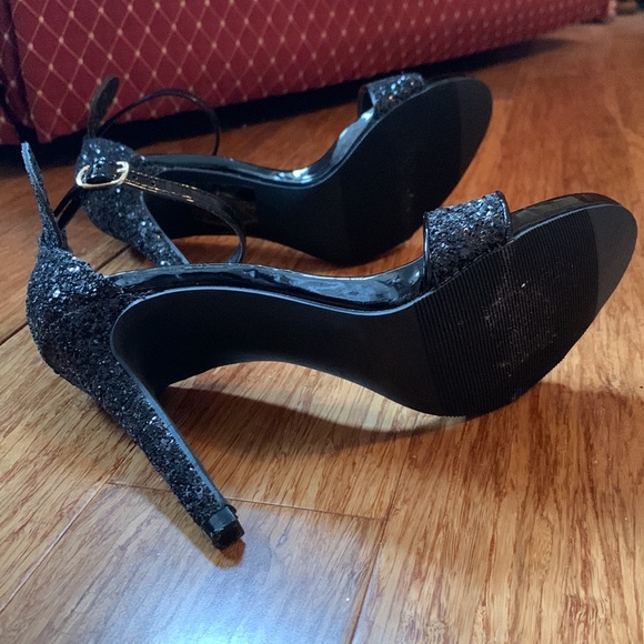 Primark Limited Edition Black Sparkly Bow Heels - Picture 5 of 5